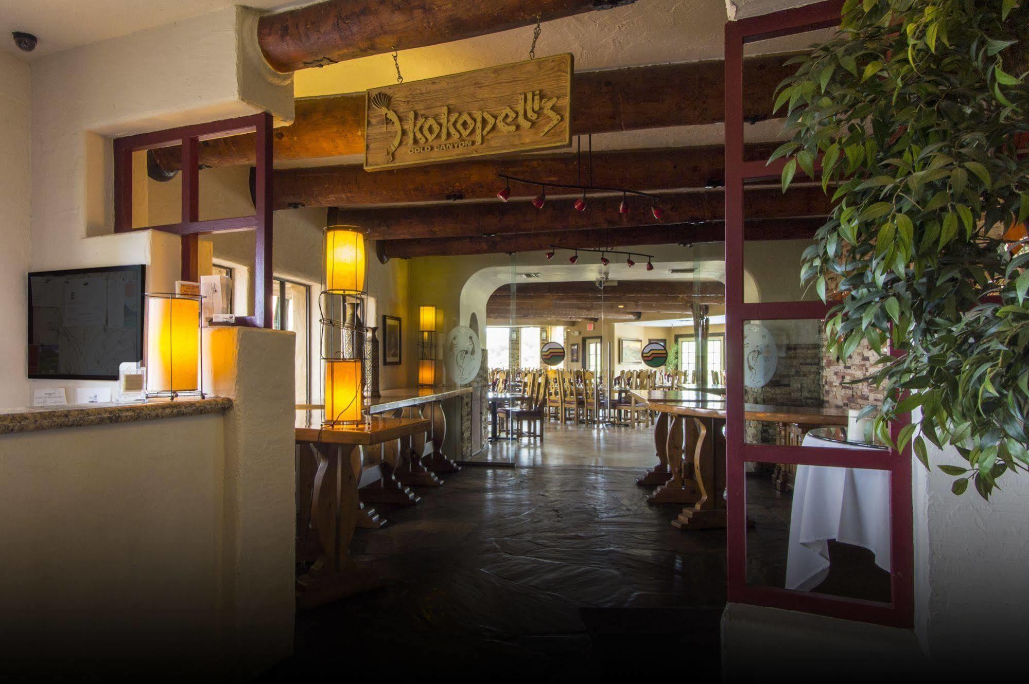 Gold Canyon Golf Resort Exterior photo
